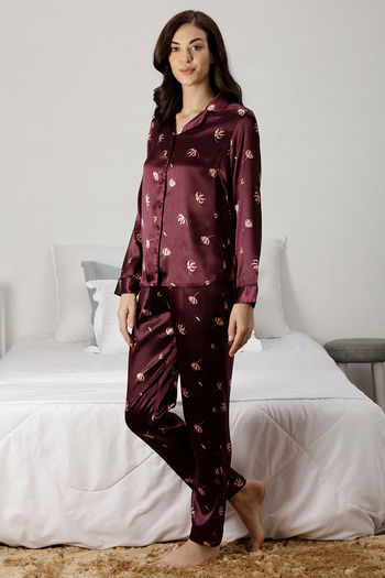 Zivame Satin Chic Satin Pyjama Set Wine N Print